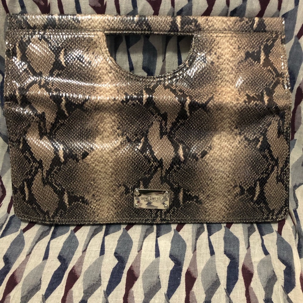 Nine West fold over clutch snake skin pattern
